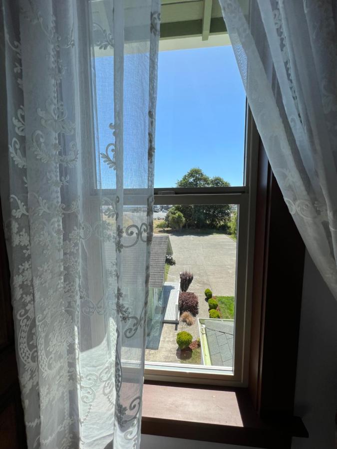 The Pearl Inn Bed And Breakfast Ilwaco Exterior photo