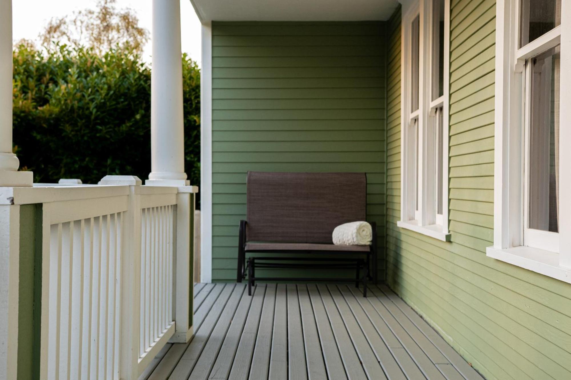 The Pearl Inn Bed And Breakfast Ilwaco Exterior photo